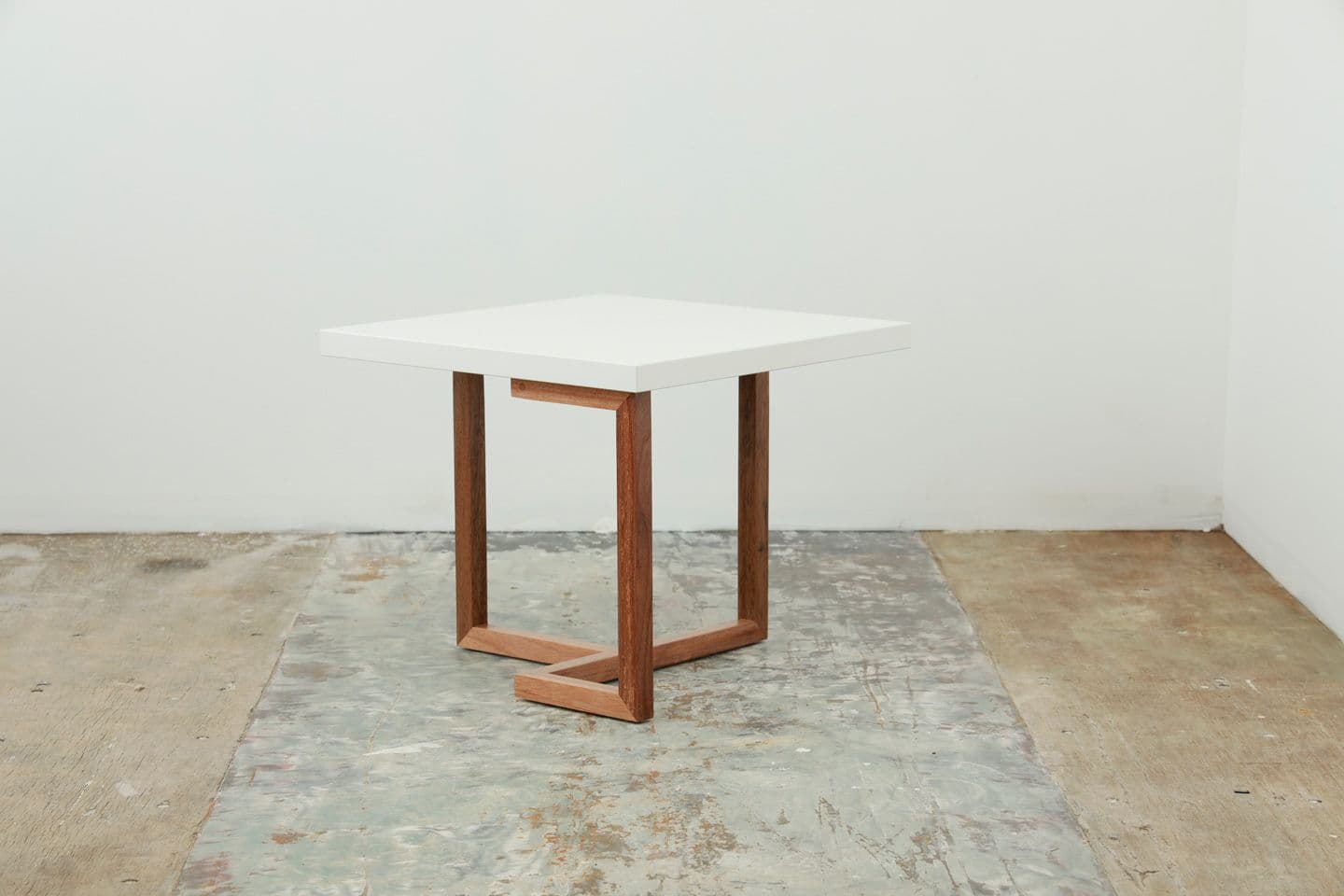 Mesa Lateral Tamayo