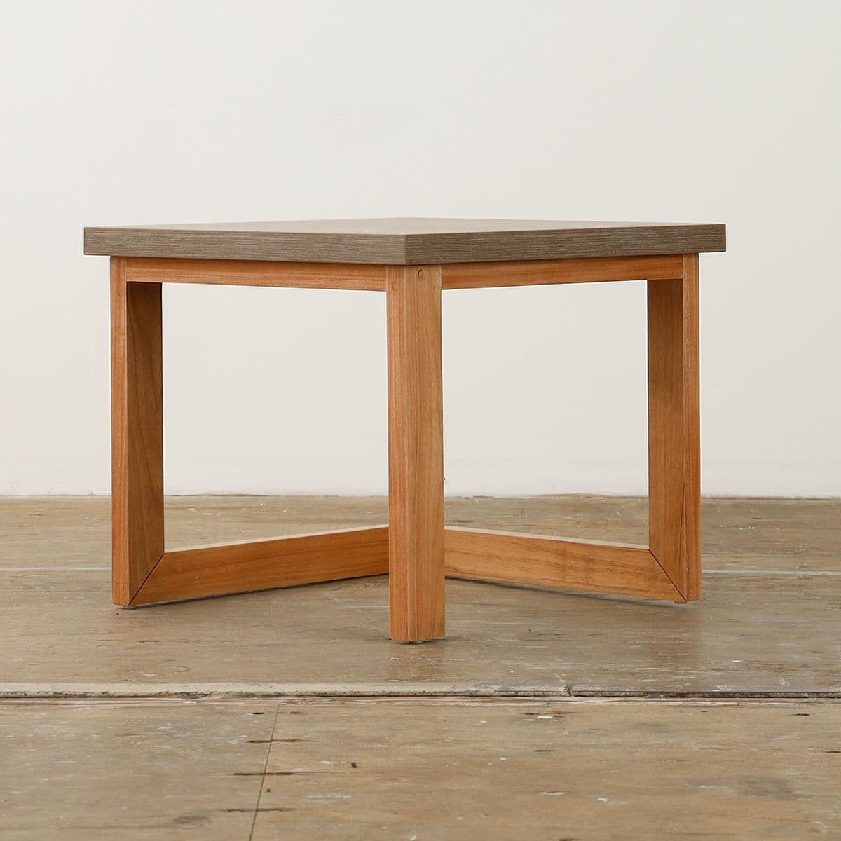 Mesa Lateral Riva