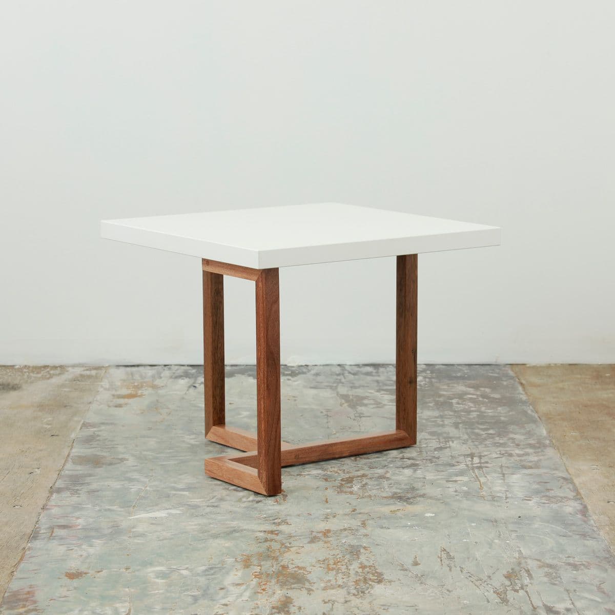 Mesa Lateral Tamayo