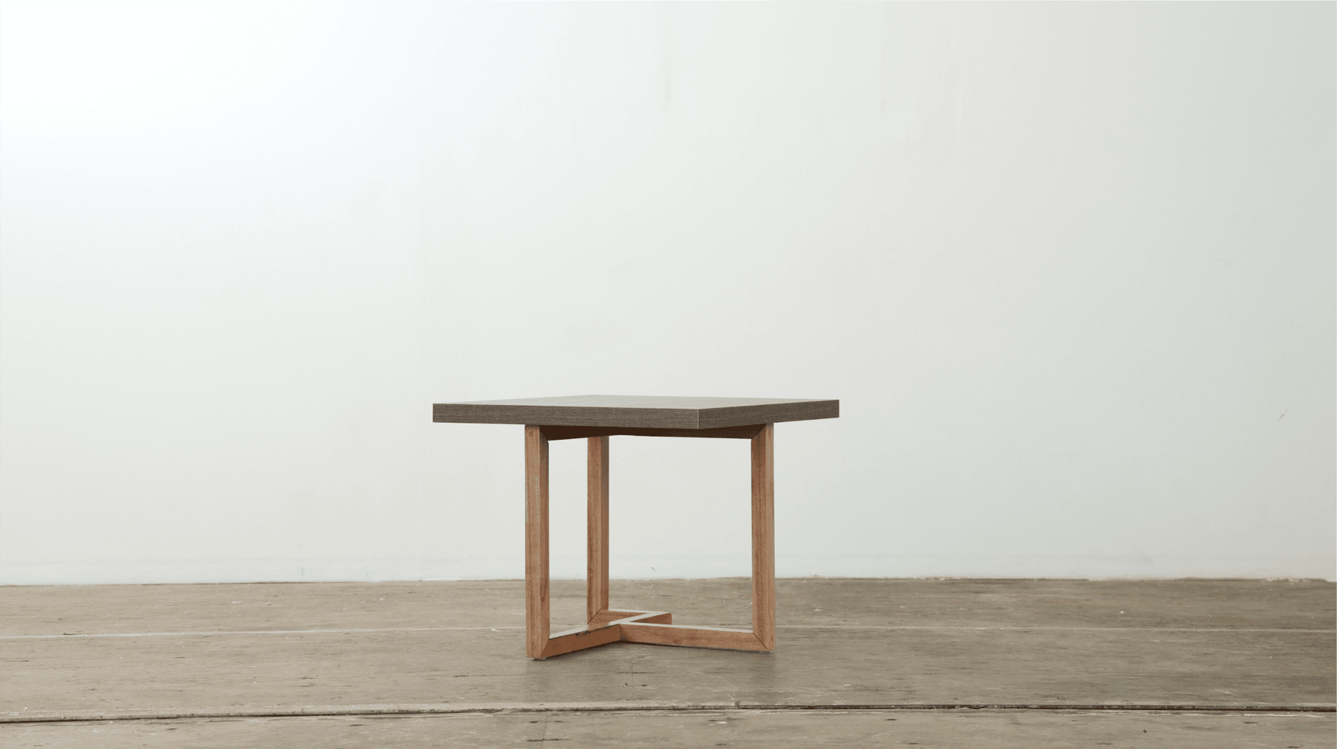 Mesa Lateral Tamayo