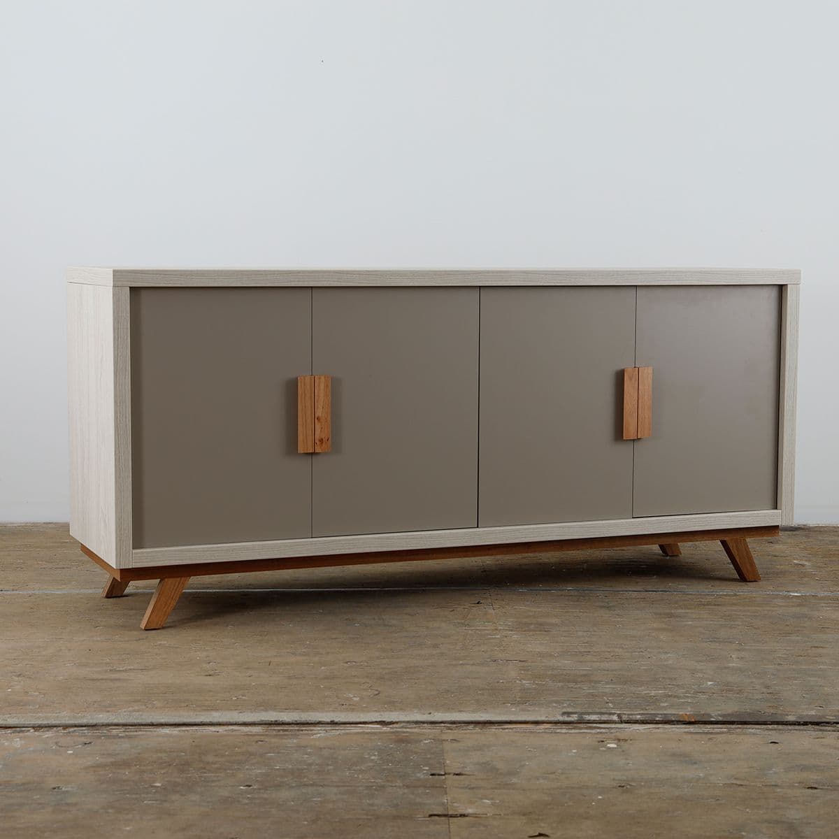 Mueble Auxiliar Bisonó White Cape