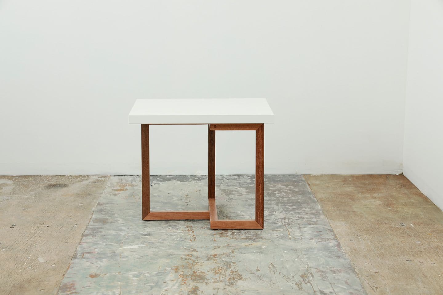 Mesa Lateral Tamayo