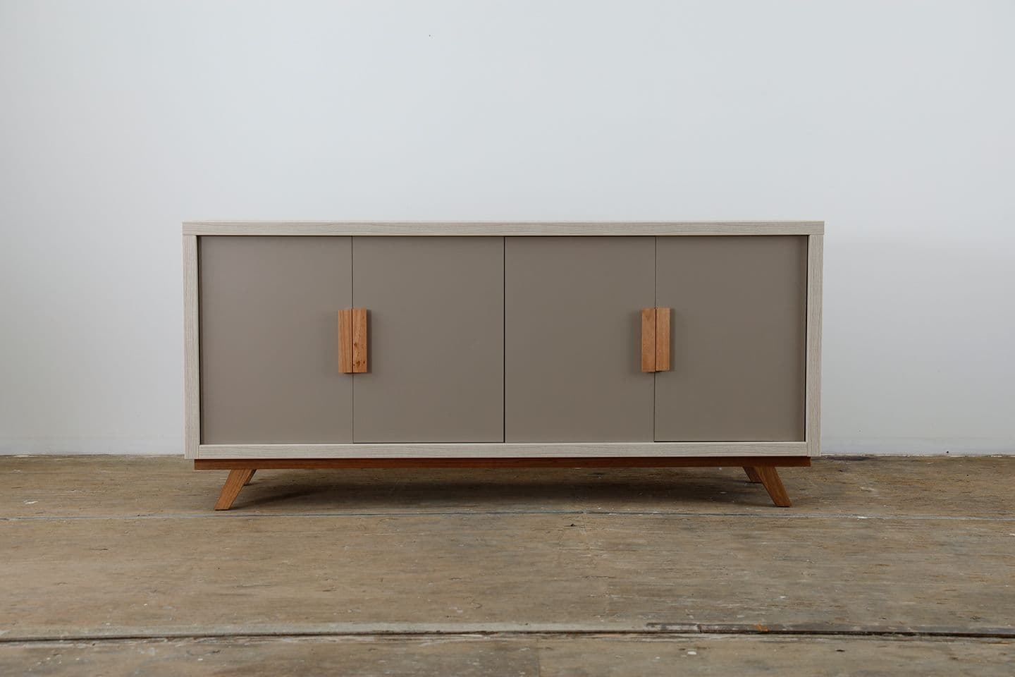 Mueble Auxiliar Bisonó White Cape